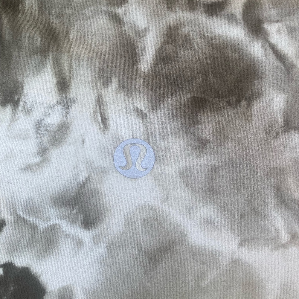 Lululemon Align High-Rise Pant with Pockets 25"
Diamond Dye Light Sage, Size 20 - Picture 6 of 11